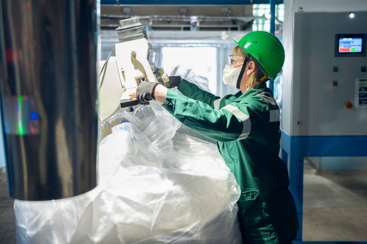 Филиал «КЧХК» направил более 368 млн рублей на охрану труда, промышленную и пожарную безопасность в 2024 году