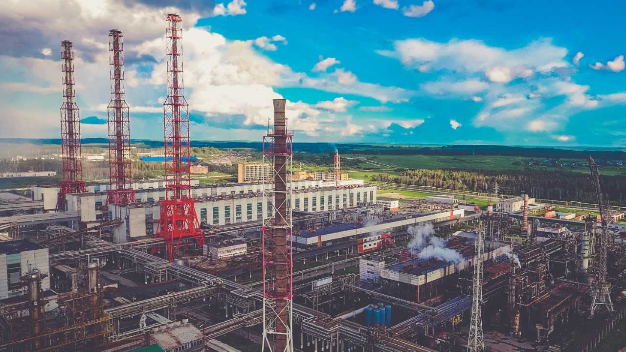«УРАЛХИМ» удерживает лидирующие позиции в рейтинге налогоплательщиков